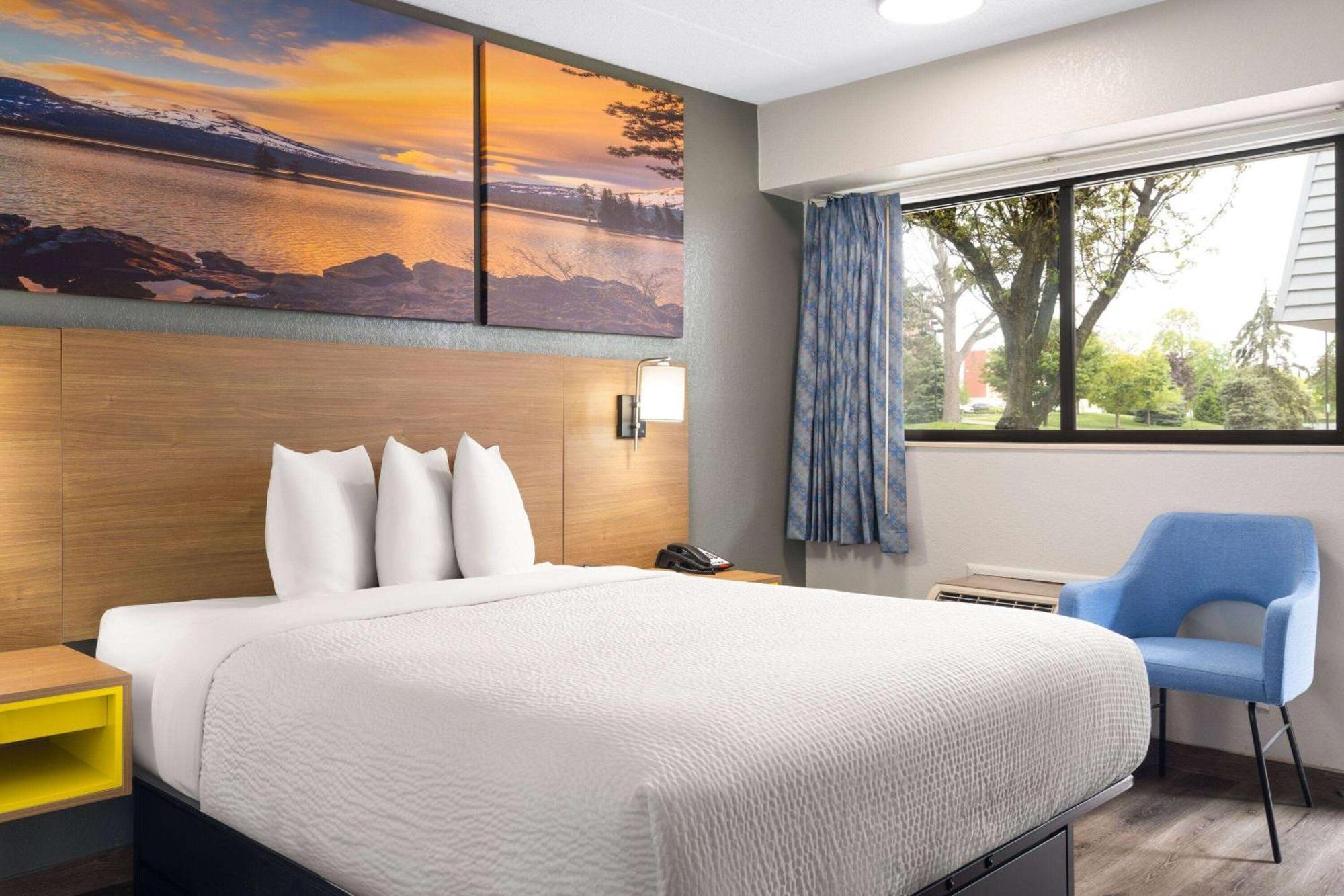 Days Inn By Wyndham Columbus Worthington 외부 사진