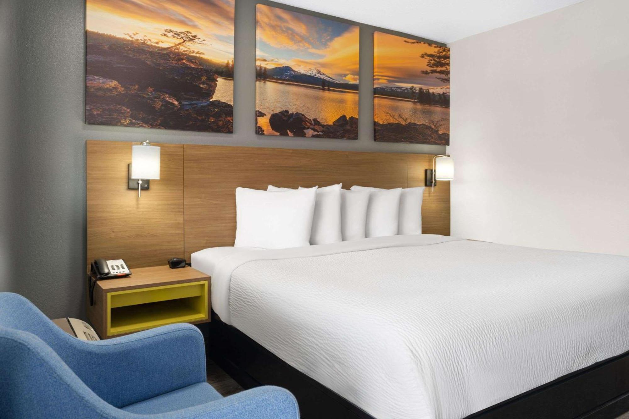 Days Inn By Wyndham Columbus Worthington 외부 사진
