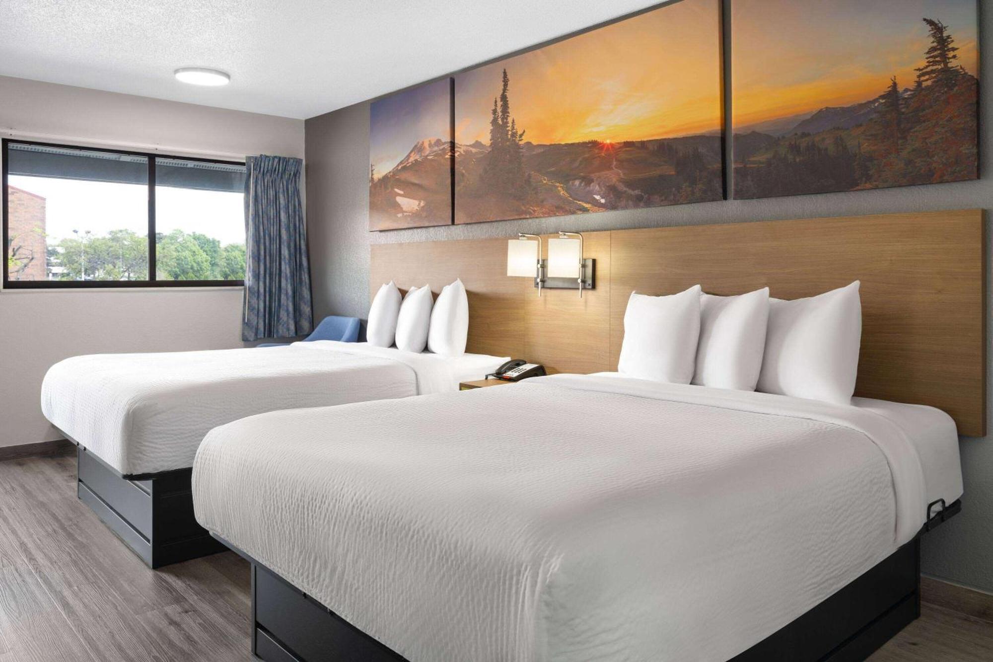Days Inn By Wyndham Columbus Worthington 외부 사진